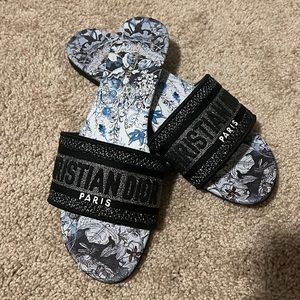 Embroidered Slides